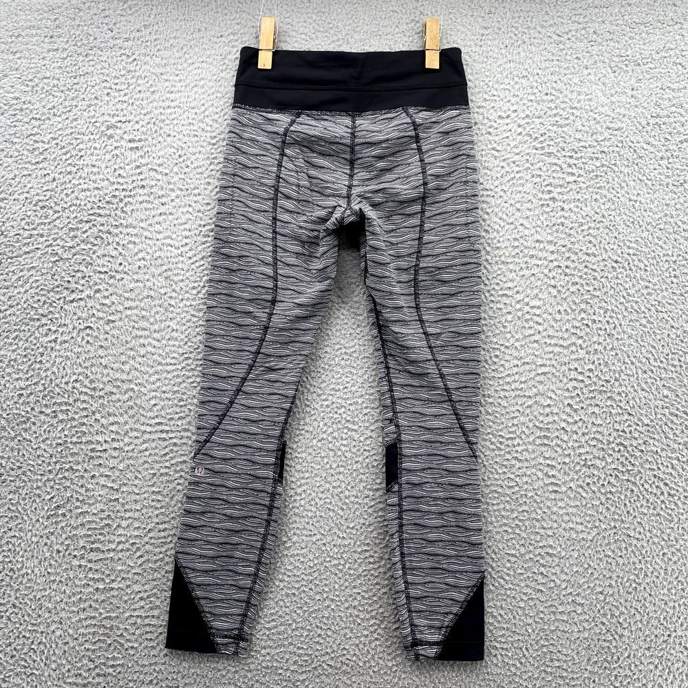Lululemon Leggings 4 Gray Wavy Print Zipped Pockets Athletic Ankle Jogging Women - Picture 9 of 13